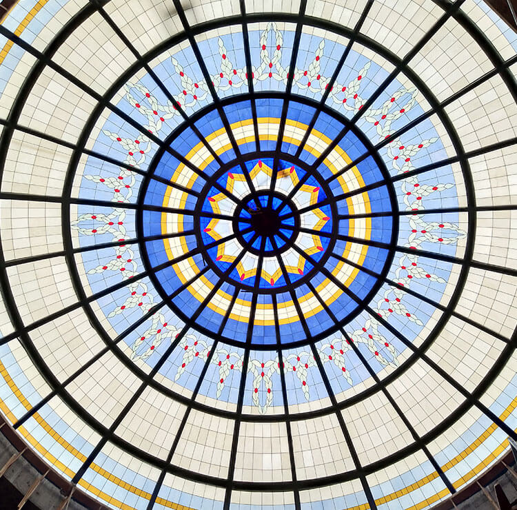 彩绘玻璃穹顶平抛光技巧