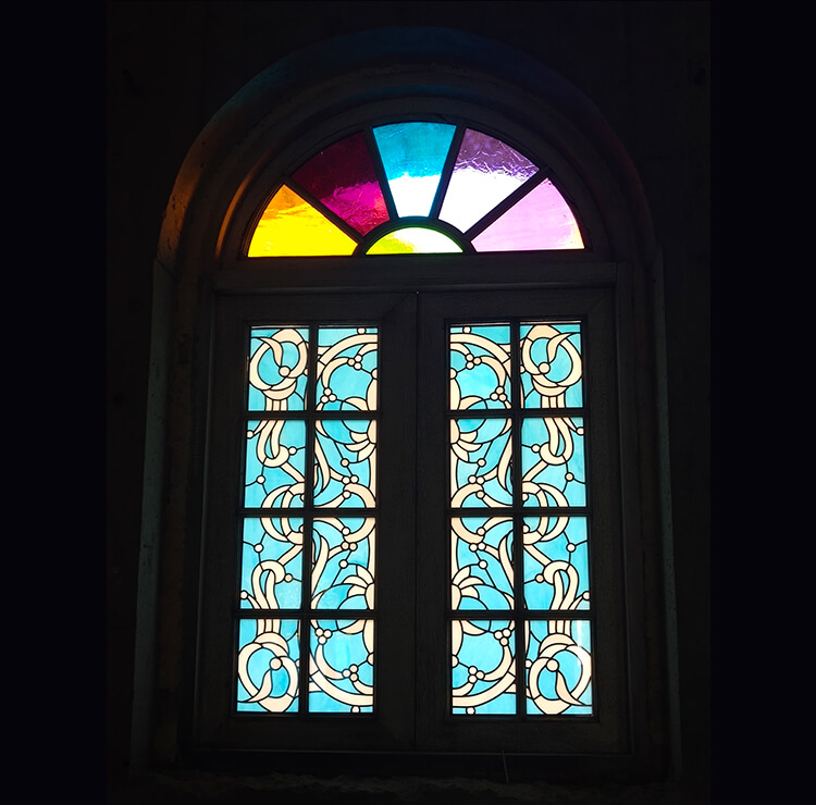 镶嵌玻璃门窗设计制作